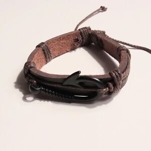 Men's leather bracelet fish hook brown New c9‎